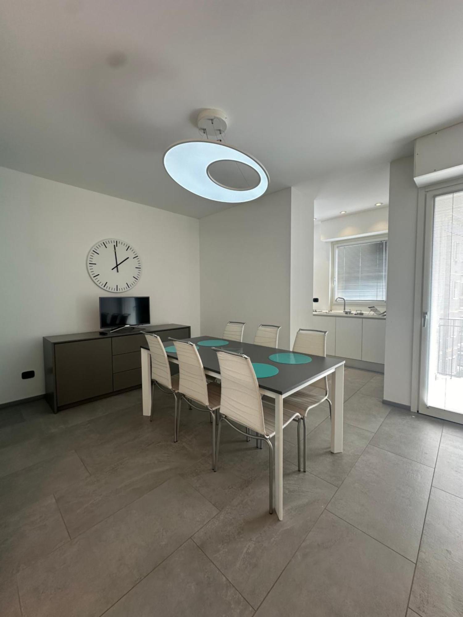 Modern Flat With A Stunning View In Cuneo Center Extérieur photo