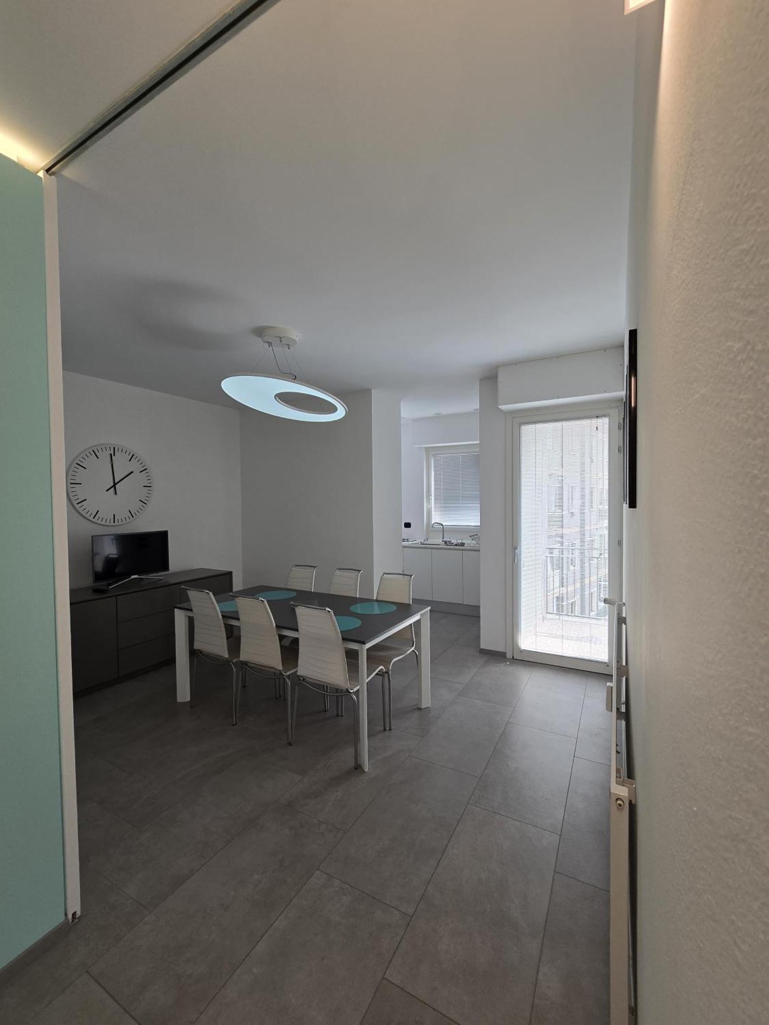 Modern Flat With A Stunning View In Cuneo Center Extérieur photo